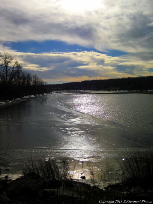 An Icy Kickemuit River